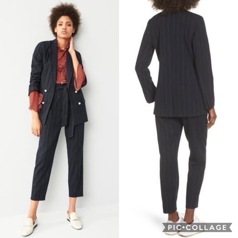 ‼️CLOSING LEITH PINSTRIPE PEARL BUTTON BLAZER